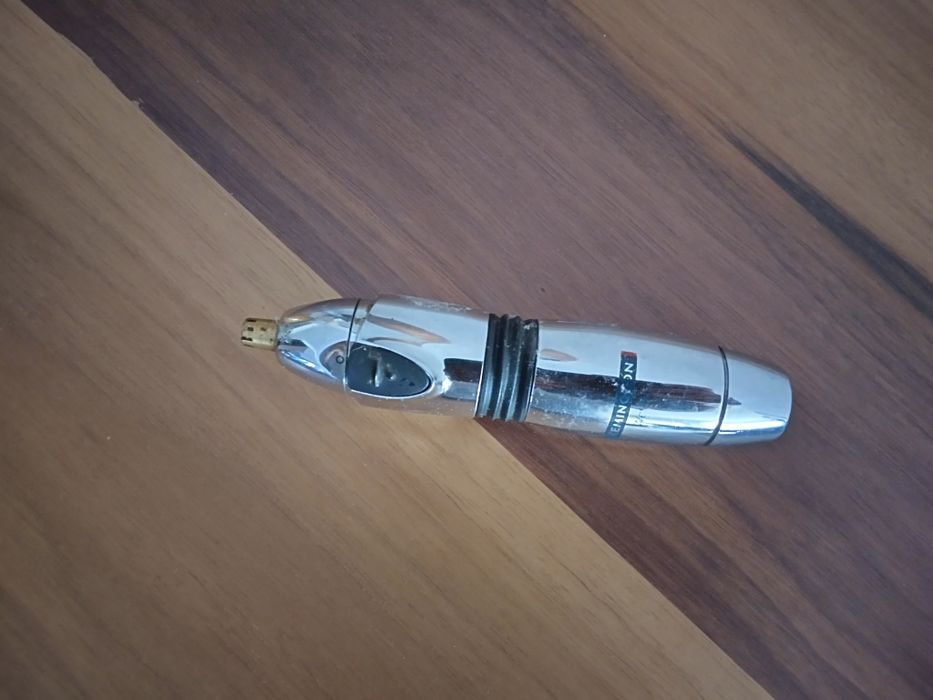 Машинка за подстригване на косми в носа и ушите ( тример )