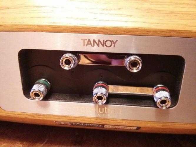 Tannoy Revolution SignatureDC6 LCR-висококачествен хай енд център кино