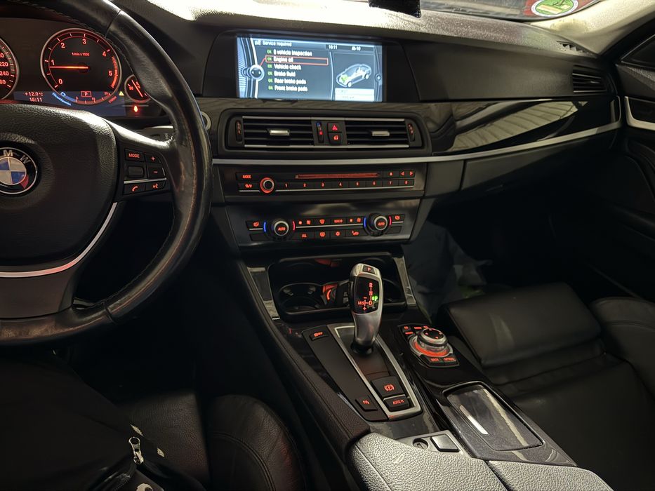 Vând bmw f10 520d 184cp