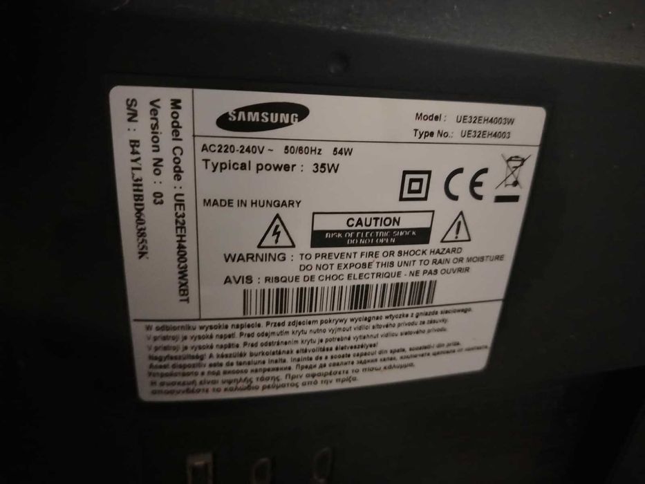 Продавам телевизор Самсунг Samsung UE32H4003W