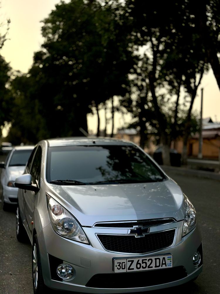Spark 2011  Ltz 3pozitsa probeg 68.000 kraska rodnoy uzimni moshinam