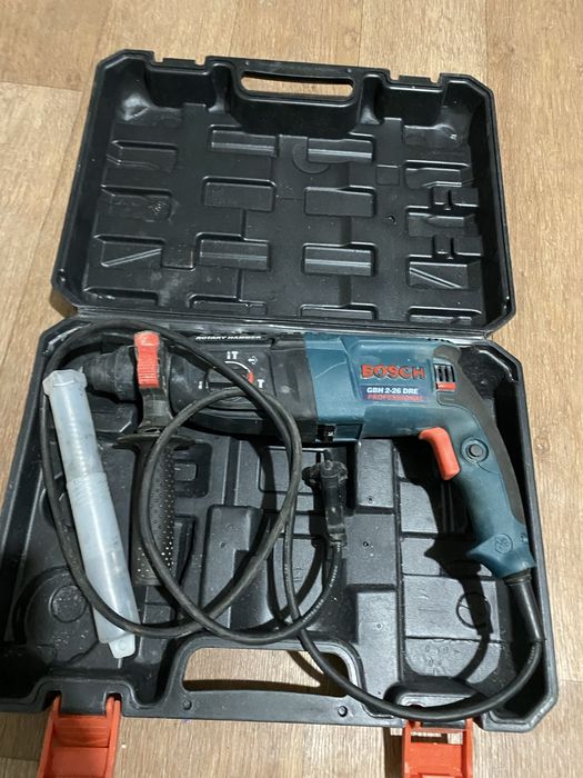 Перфоратор BOSCH б/у
