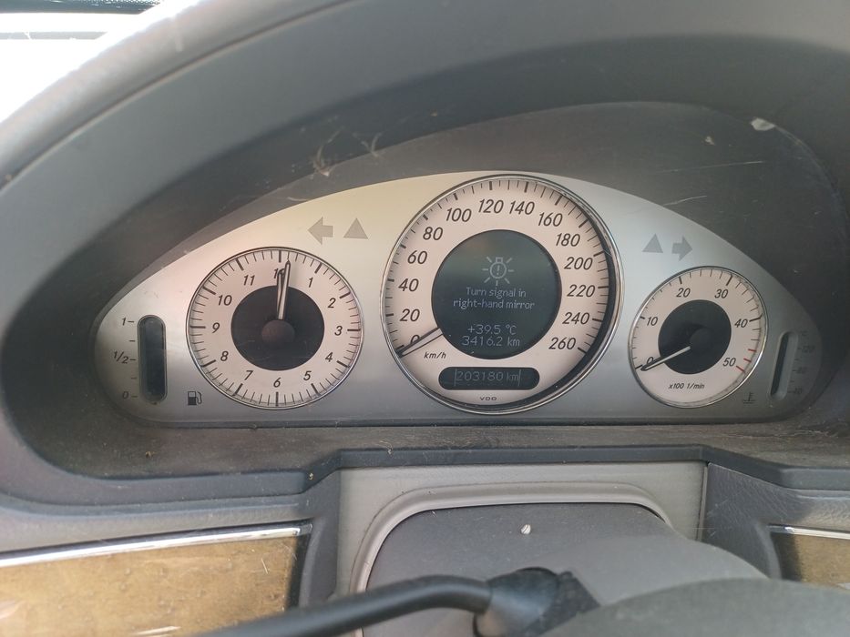 Мерцедес W211 3.2 редови