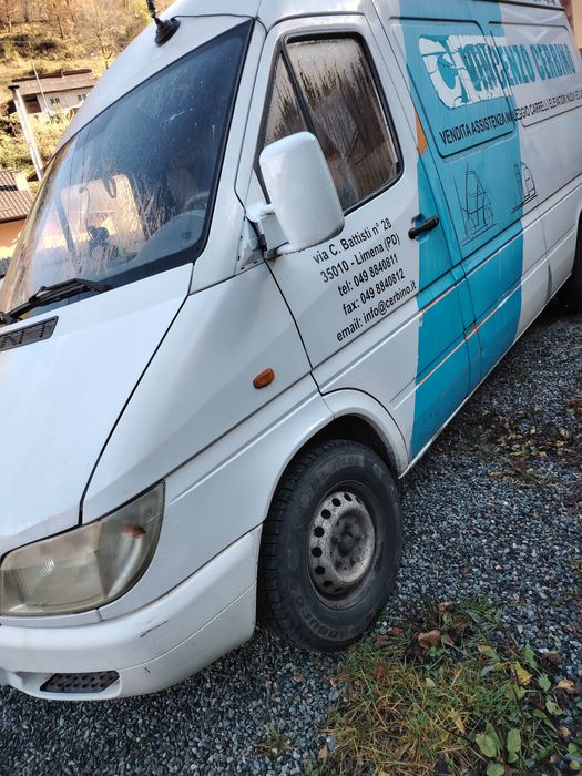 Mercedes sprinter