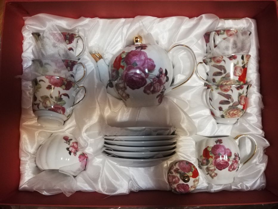 Set ceai 6 persoane. Produs nou.