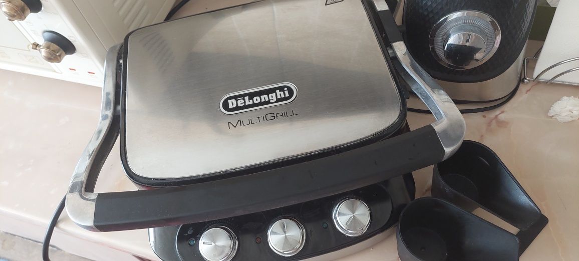 Электрогриль Delonghi