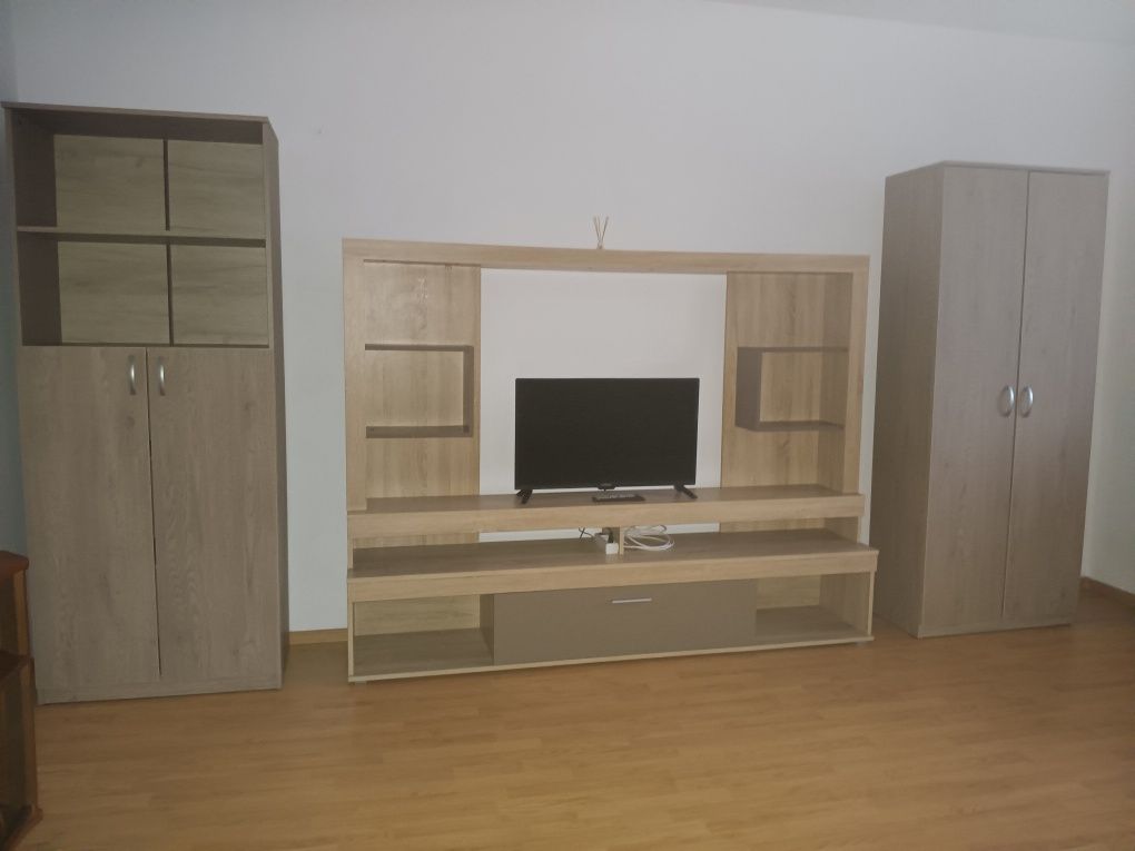 Proprietar închiriez apartament 2 cam