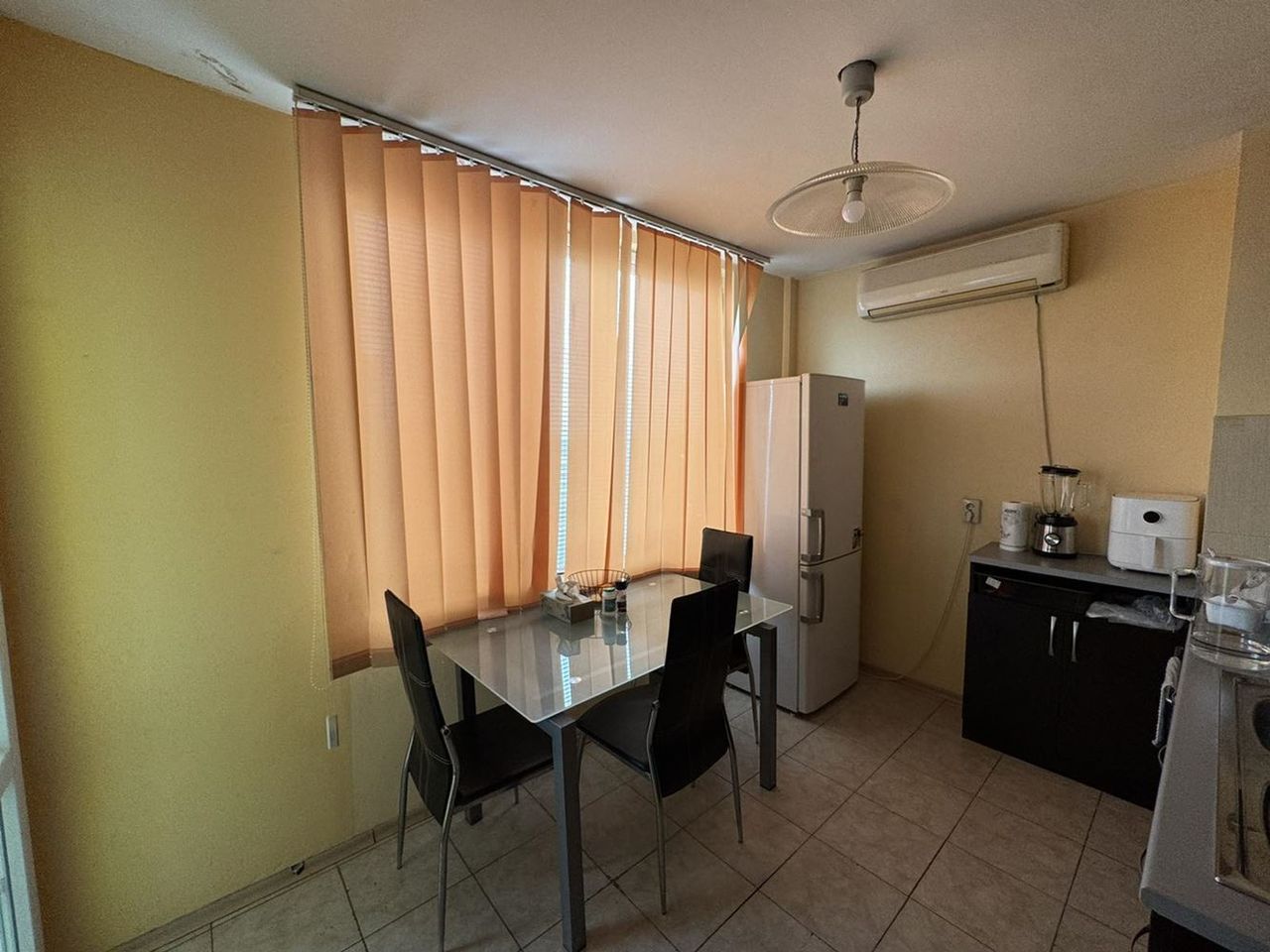 Продава се Двустаен апартамент в София, Люлин 5 - 75 кв.м за 2214 €/кв.м - Снимка #2