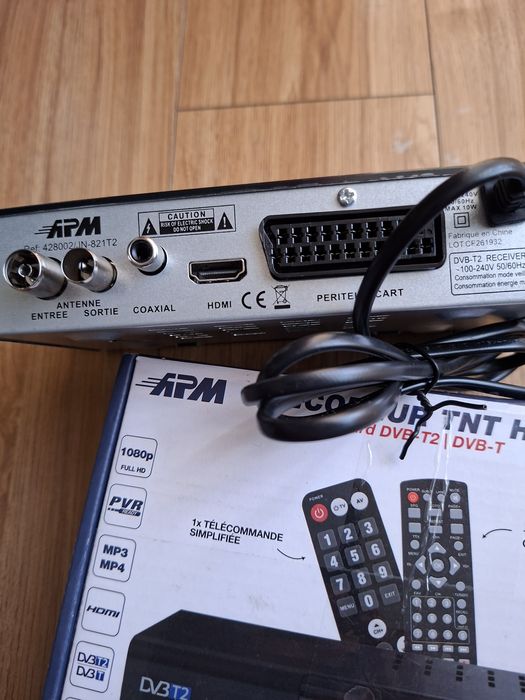 Decodor TV DVc T2 si DVc C,nou.