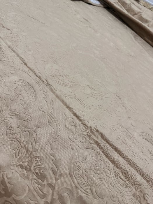 Продам шторы в зал или спальню