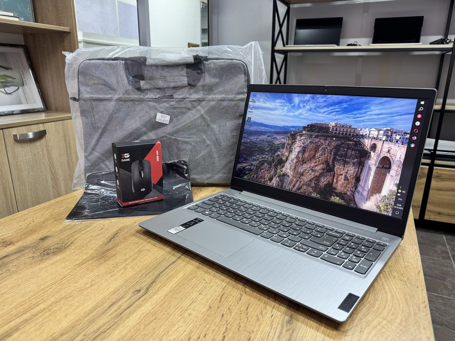 Офисный Ноутбук Lenovo IdeaPad 3 Pentium N5030/RAM 4GB/SSD 256GB