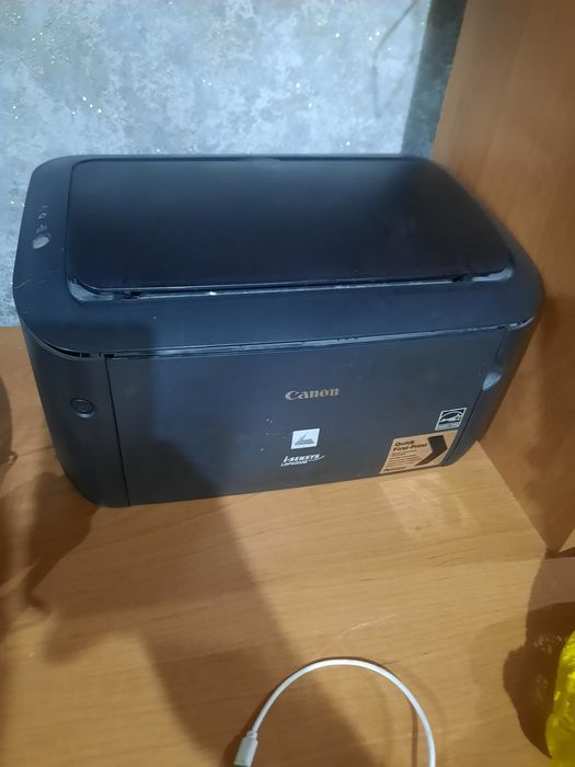 Принтер рабочий черный