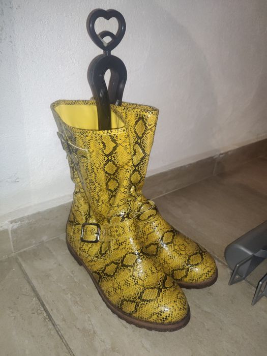 Cizme fara toc deosebite