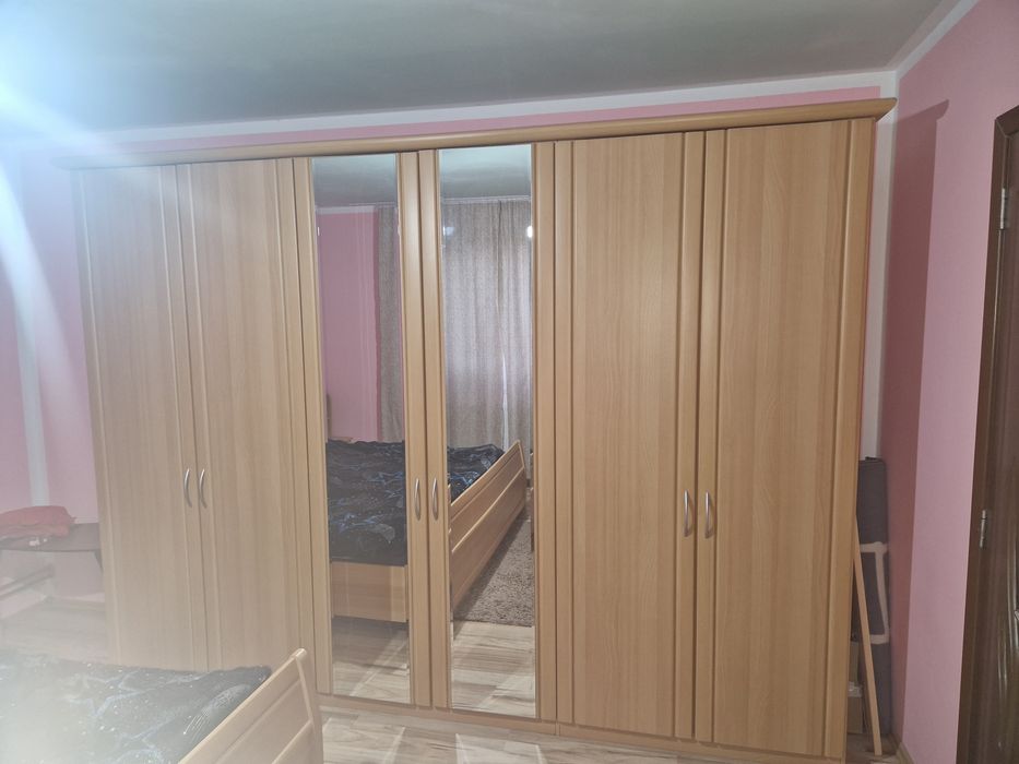 Dormitor complect pe 2 m