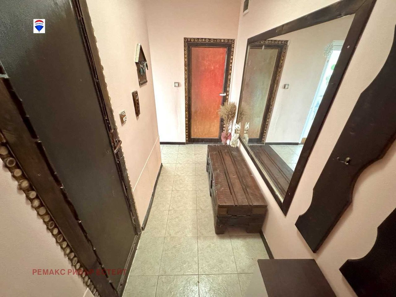 Продава се Двустаен апартамент в Русе, Чародейка - Юг - 64 кв.м за 1043 €/кв.м - Снимка #6