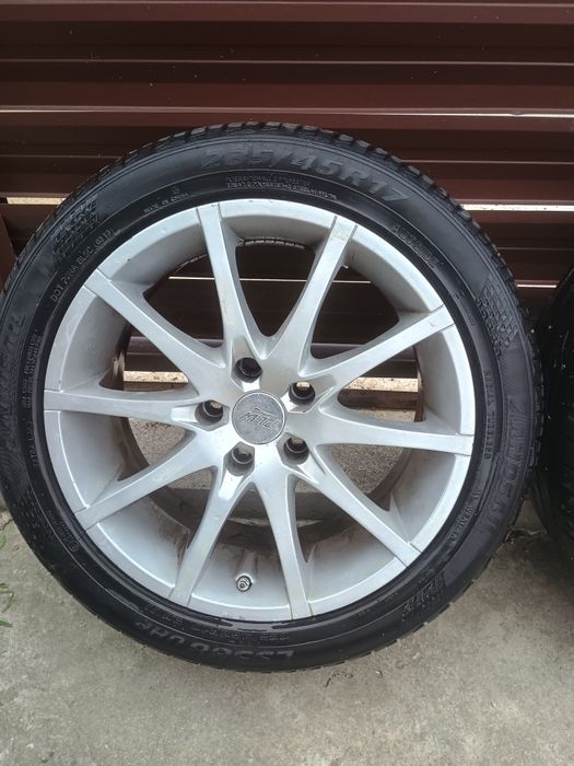 Vând jante aliaj R17"