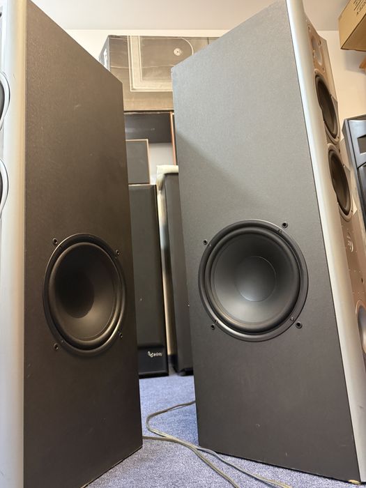 Boxe Jamo X3M 10,280wMuzical/200 RMS/Difz De Bas De 10”(25cm)Lateral