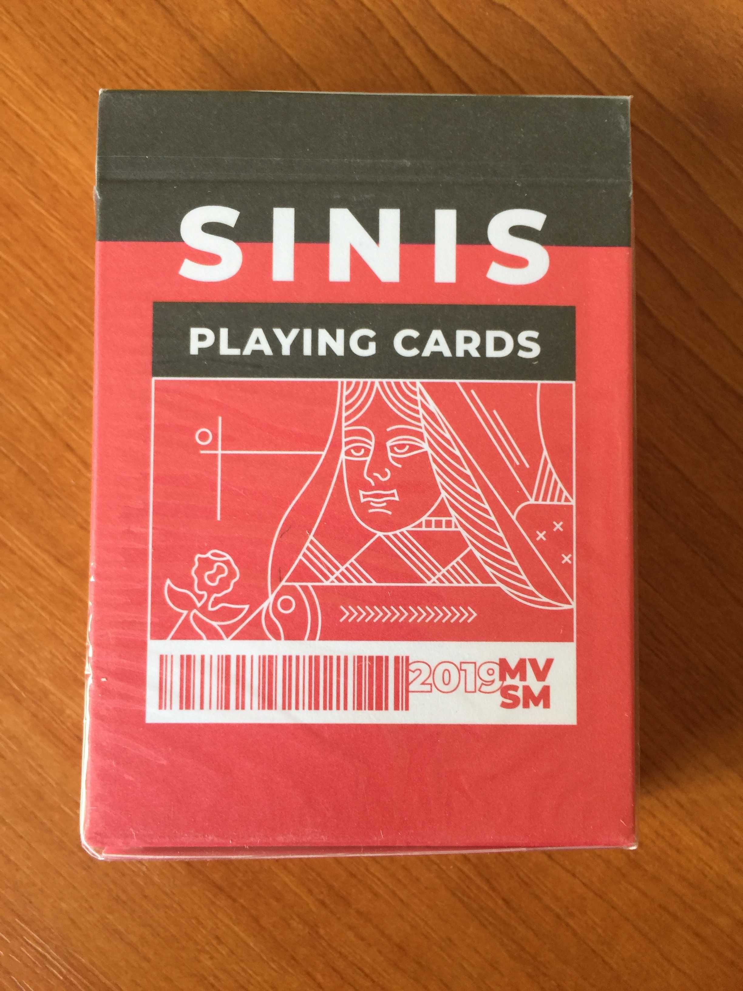 Carti de joc Sinis Raspberry sau Turquoise by Marc Ventosa