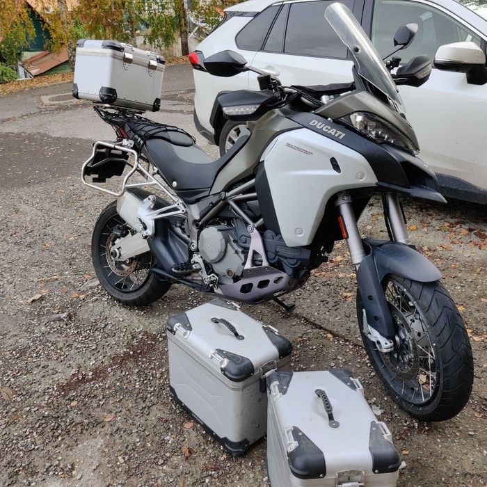DUCATI MULTISTRADA 1200 ENDURO din 2016 cu 48000 km