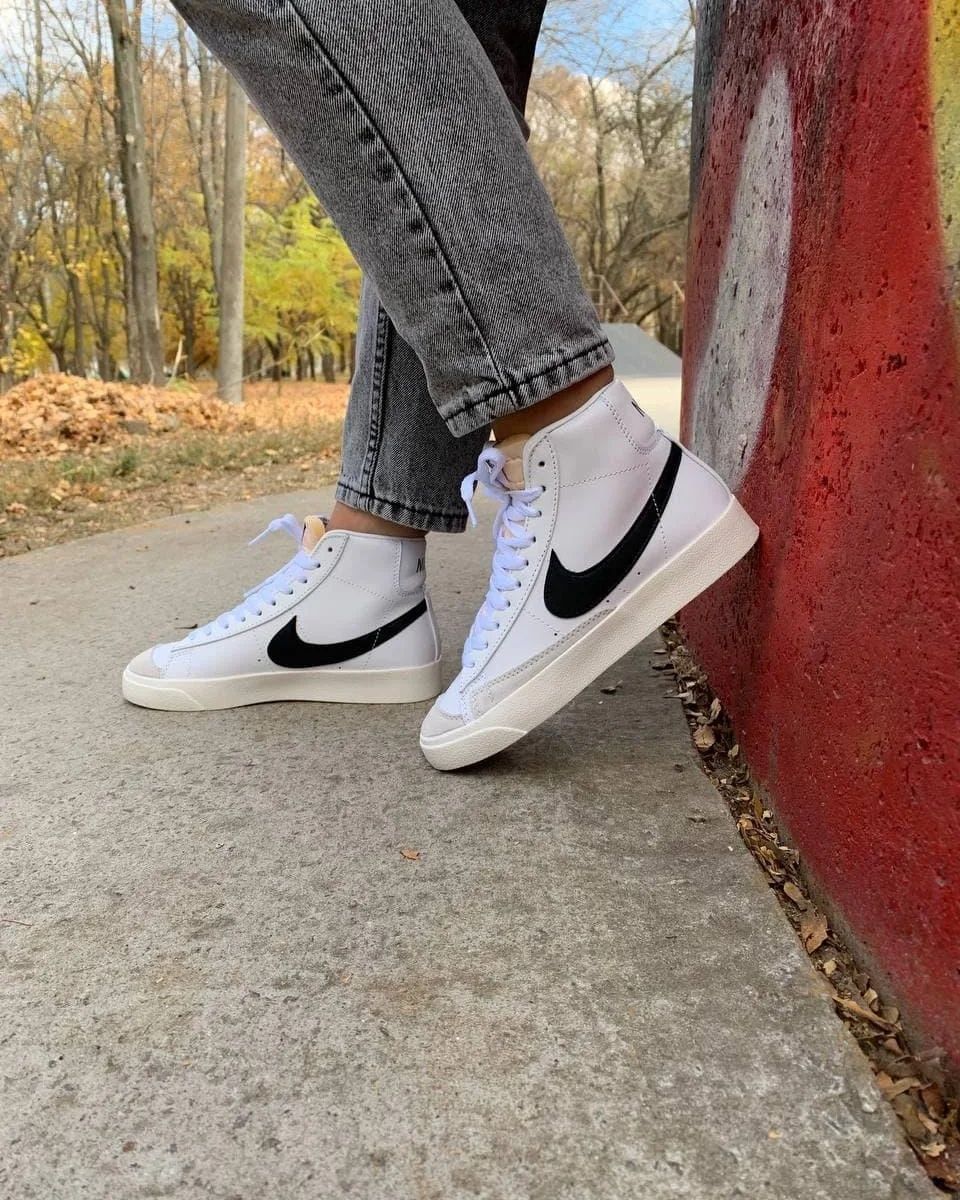 Кроссовки NIKE BLAZER 77 MID