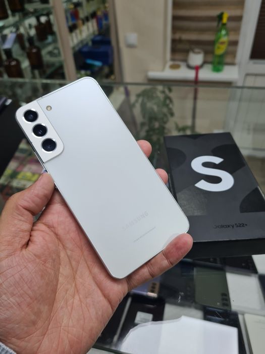 Samsung S22Plus 256GB