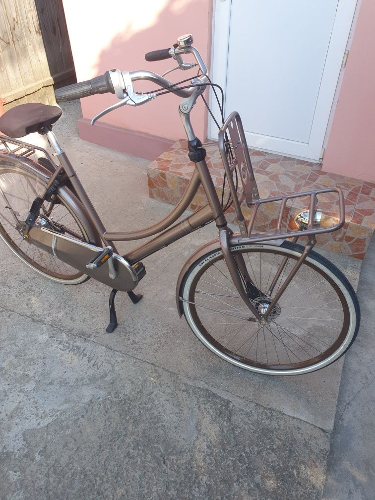 Vând bicicleta de damă