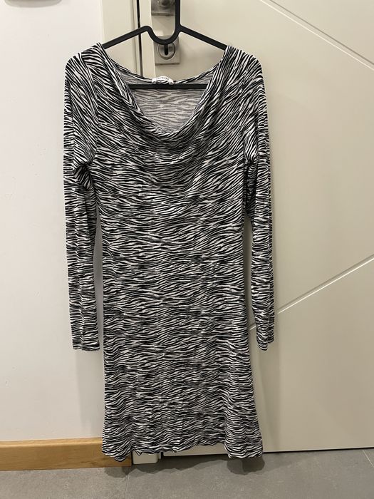 Разкроена  рокля