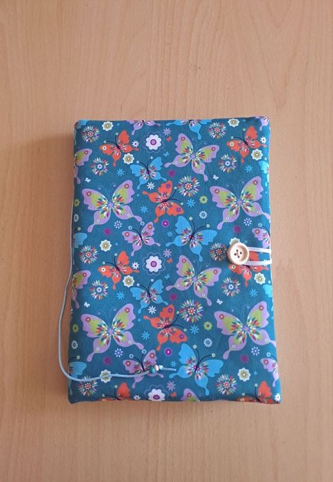 Текстилни калъфи за книги