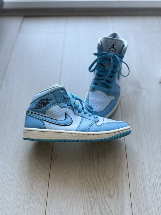 • Jordan • ICE BLUE • Mid •