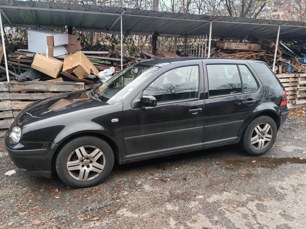 Vw Golf 4 1.4 16V На Части!