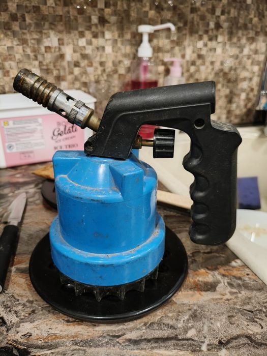 Cutie Bosch rotopercutor, autifiletanta, lampă gaz