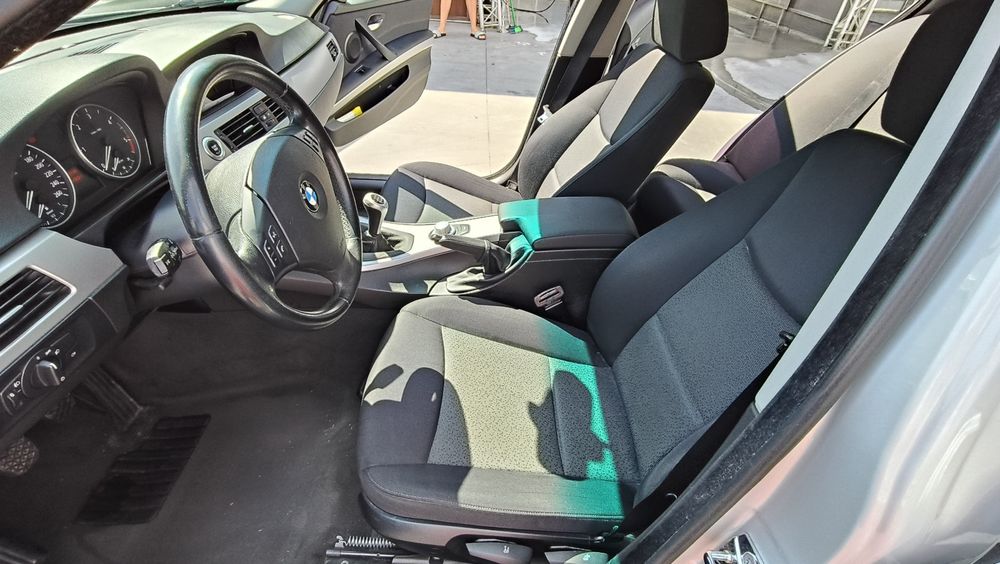 Vând BMW seria 3