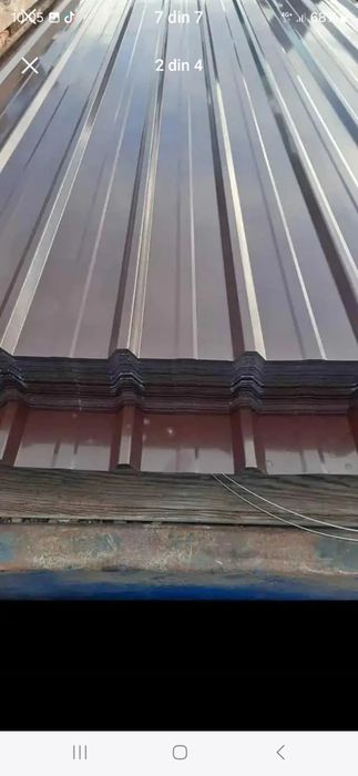 Tabla cutata gri maro roșu zincata