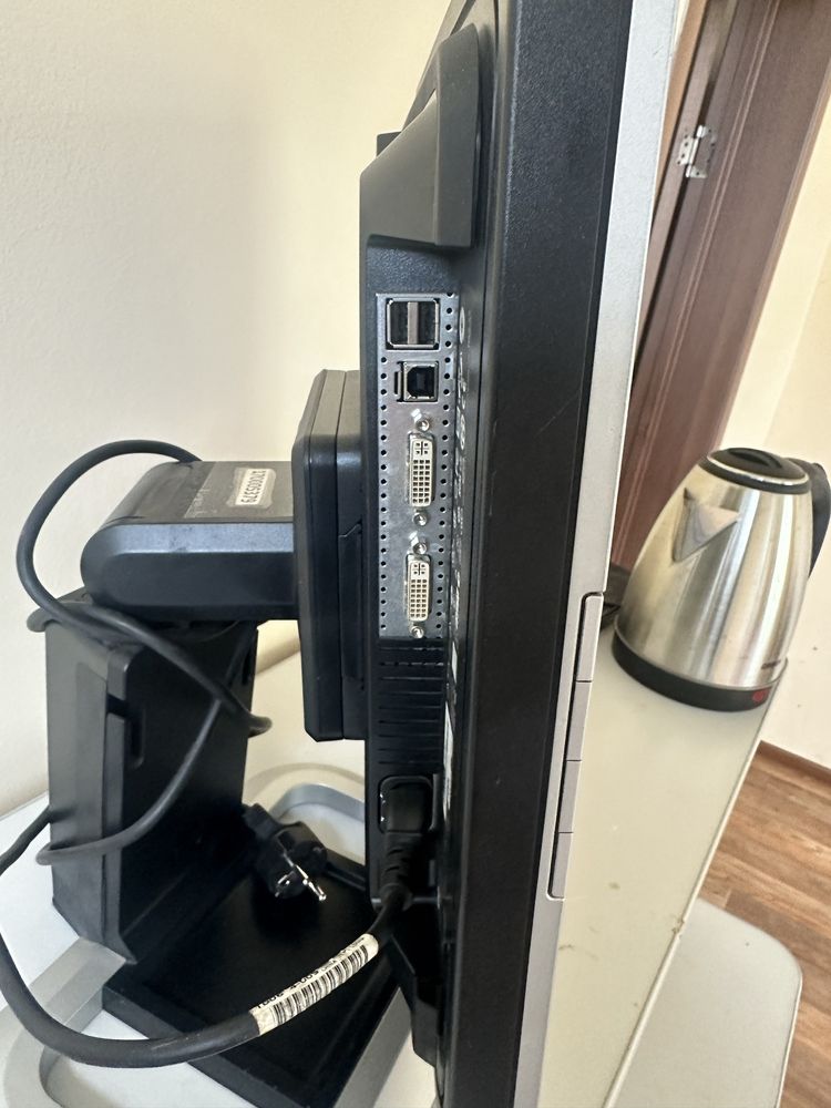 Мониторы Hp 21.5 диагональ и 19 диагональ