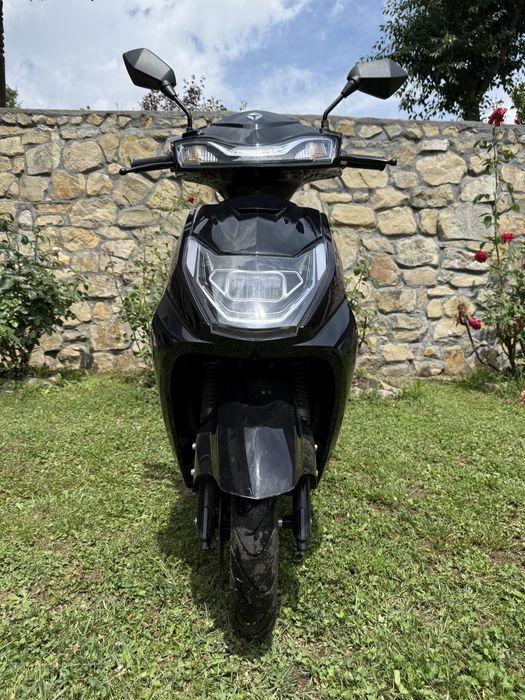 Se vinde scuter electric
