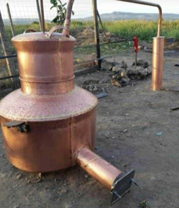 Vând cazan de tuica de 200litri complet la Super oferta 3800lei