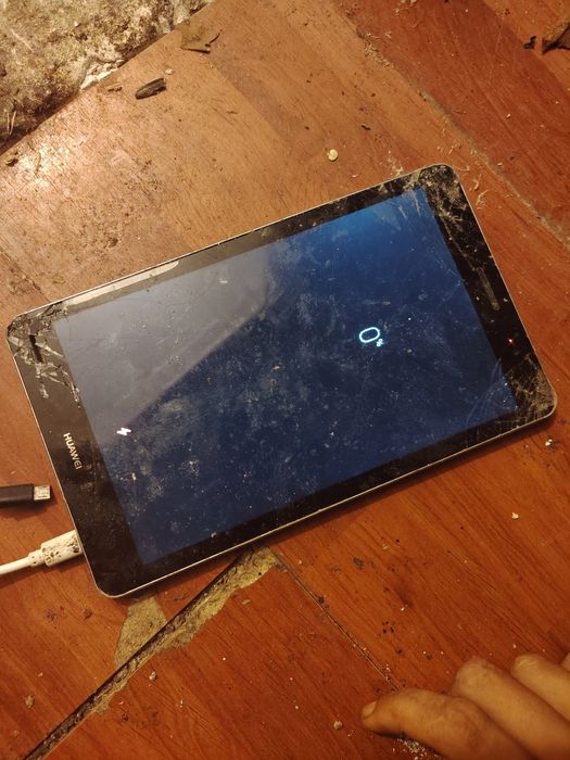 Tableta funcțională blocată Ii trebuie pin