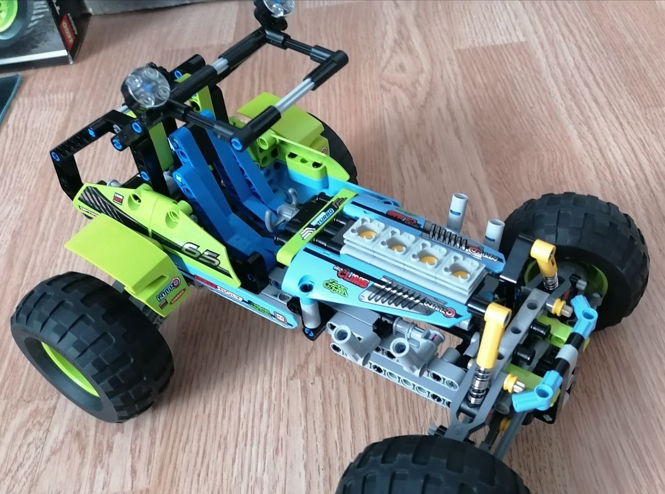 Lego technic 9-16 ani 42037