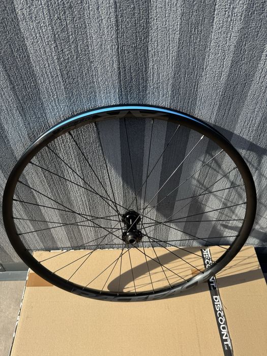 Jante noi RaceFace AR Offset 29” + butuci Shimano - Orbea Occam 2026