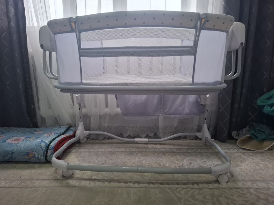 Продам люлька-монеж, шезлонг, ходульки, сани.