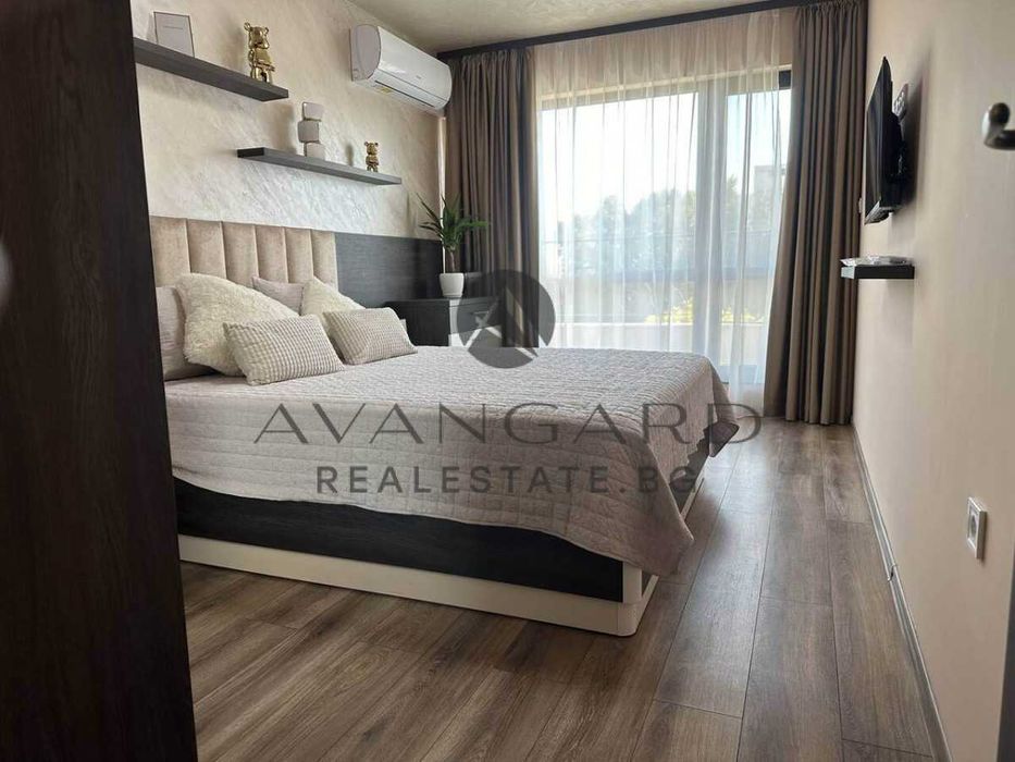 Продава се Двустаен апартамент в Пловдив, Център - 63 кв.м за 2445 €/кв.м - Снимка #5