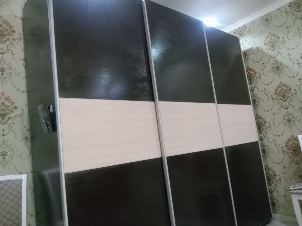 Продам Шифоньер купе