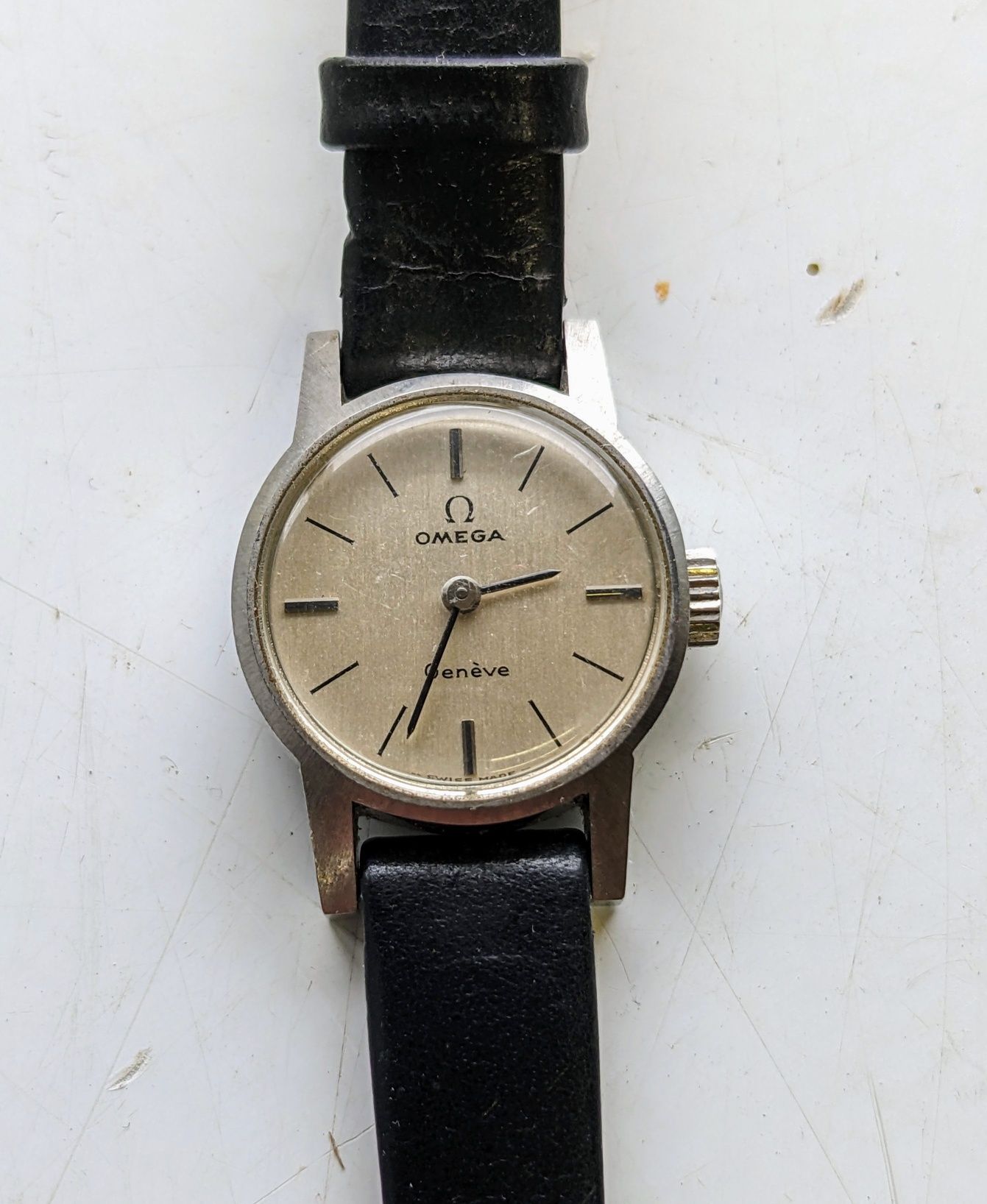 Vintage ladies Omega Geneve-чисто нови