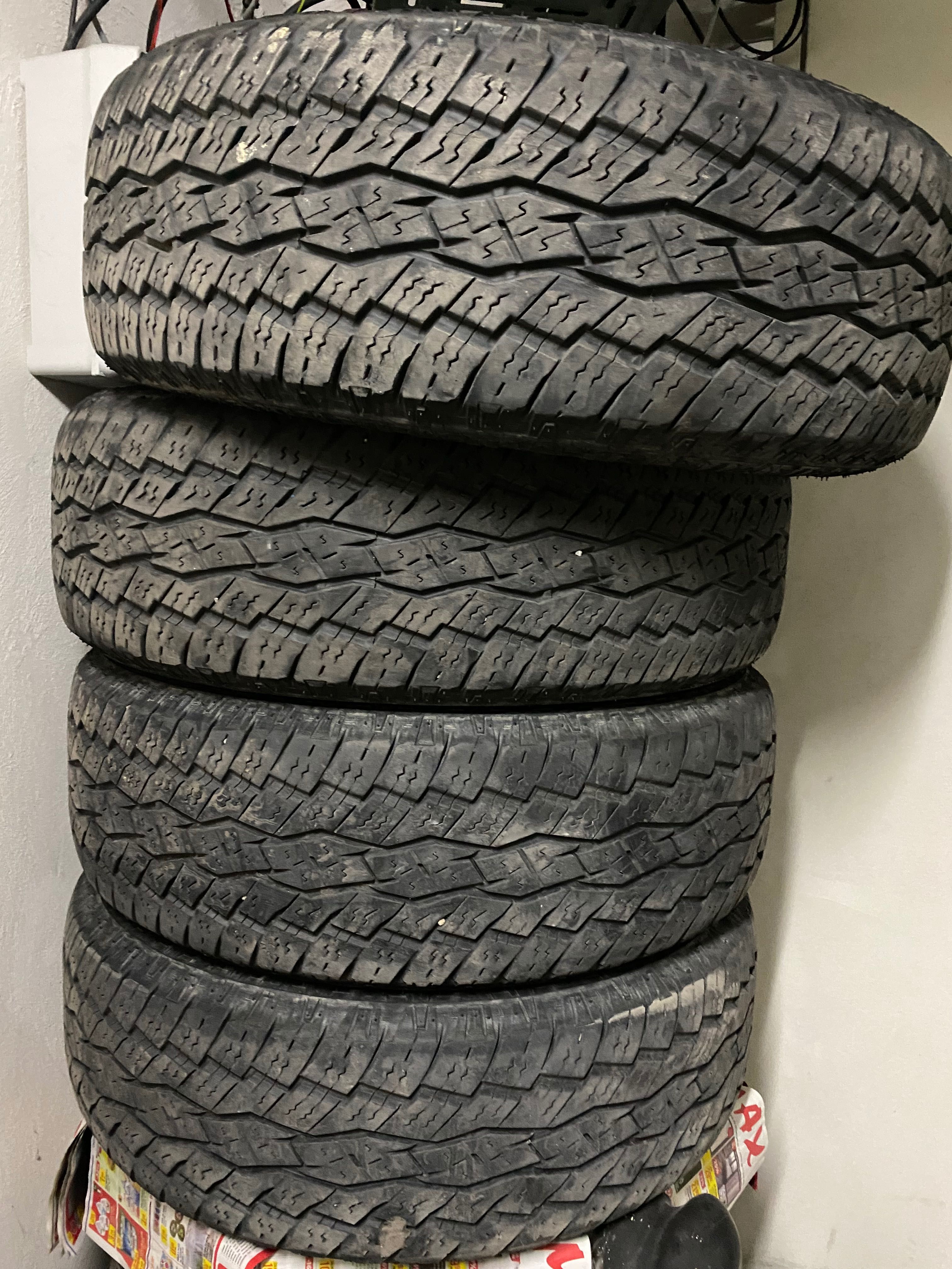 Гуми 245/65/17 Toyo Open Country A/T Plus