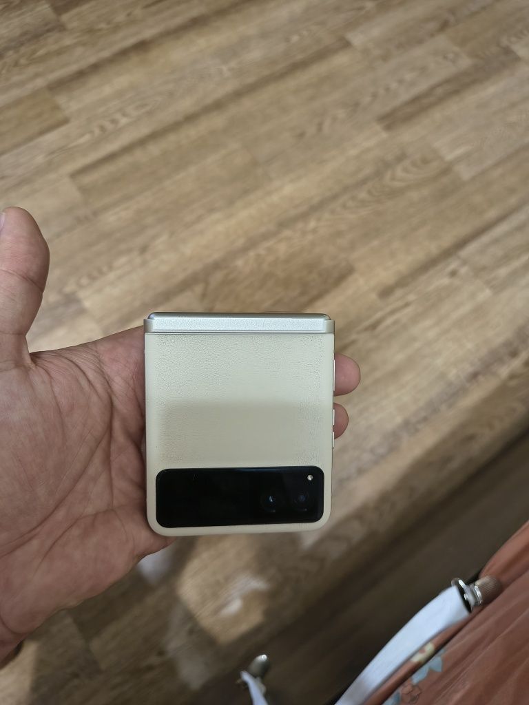 Motorolla razr 40