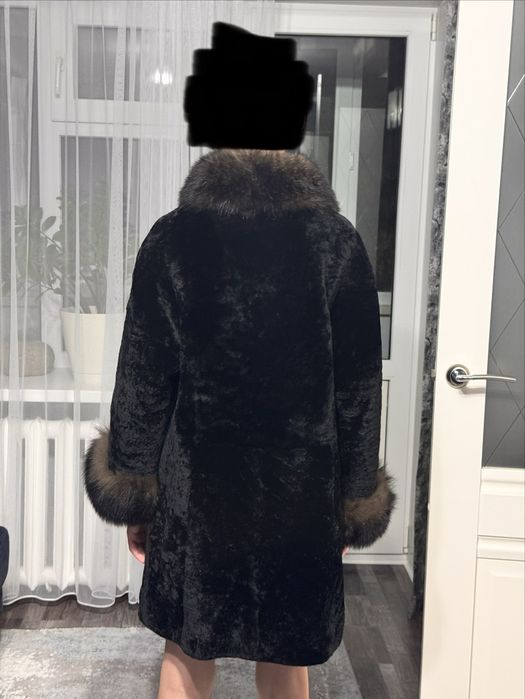Шуба каракуль комбинированная с песцом