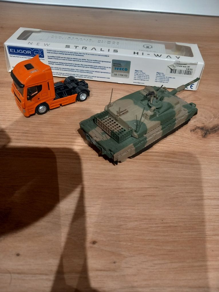 TIR Stralis original reprezentanța 1/87