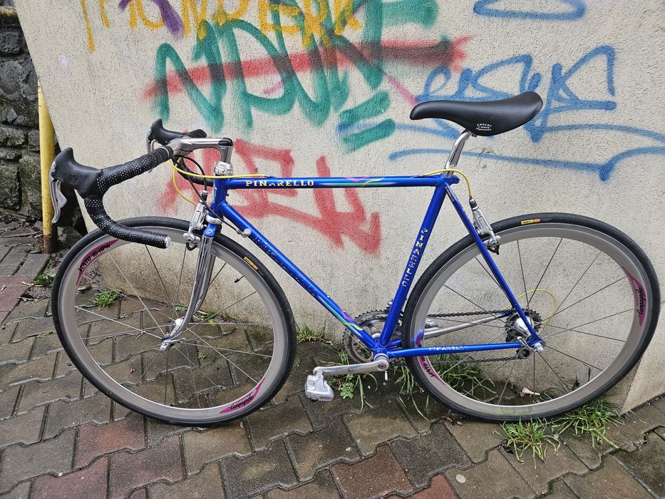 Vând cursiera Pinarello