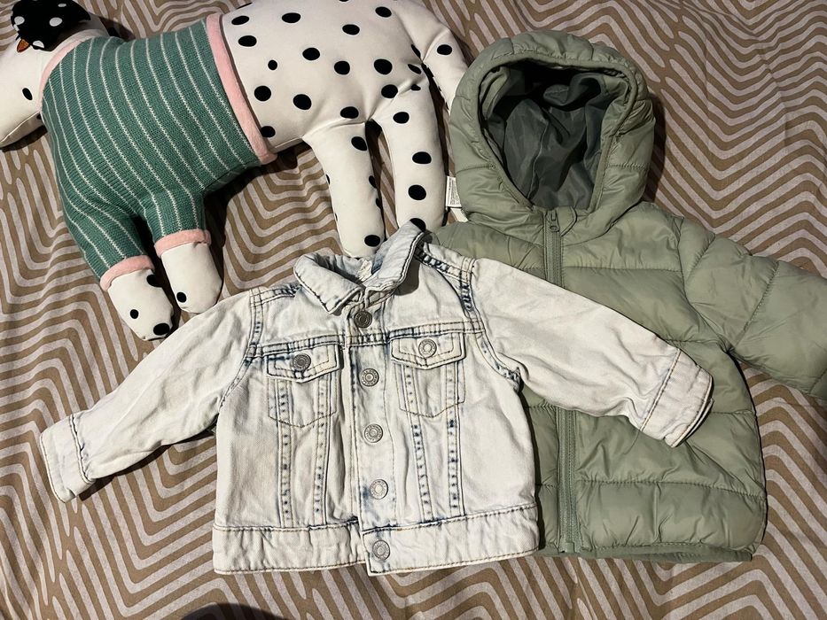 Дънково яке H&M и зелено яке мента с качулка 68 см