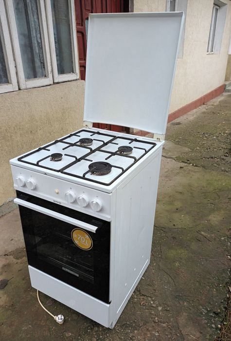 Aragaz marca Gorenje, aprindere electrică,  4 ochiuri